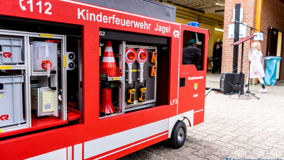 Neues Fahrzeug für die Kinderfeuerwehr Jagel