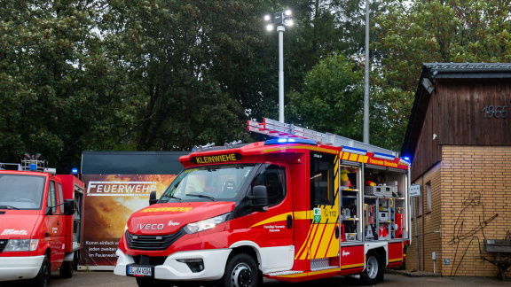 Mit 1.000 Litern Löschwasser in die Zukunft: Feuerwehr Kleinwiehe erhält neues Einsatzfahrzeug